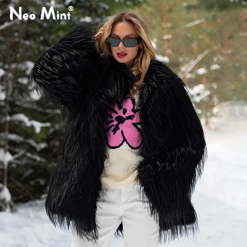 Women Streetwear Brand - 女性のフェイクファーロングコート,ふわふわの毛皮のジャケット,超暖かいオーバーコート,高級ブランド,タッセル,女性のストリートウェア,冬,ネオミント,2024
