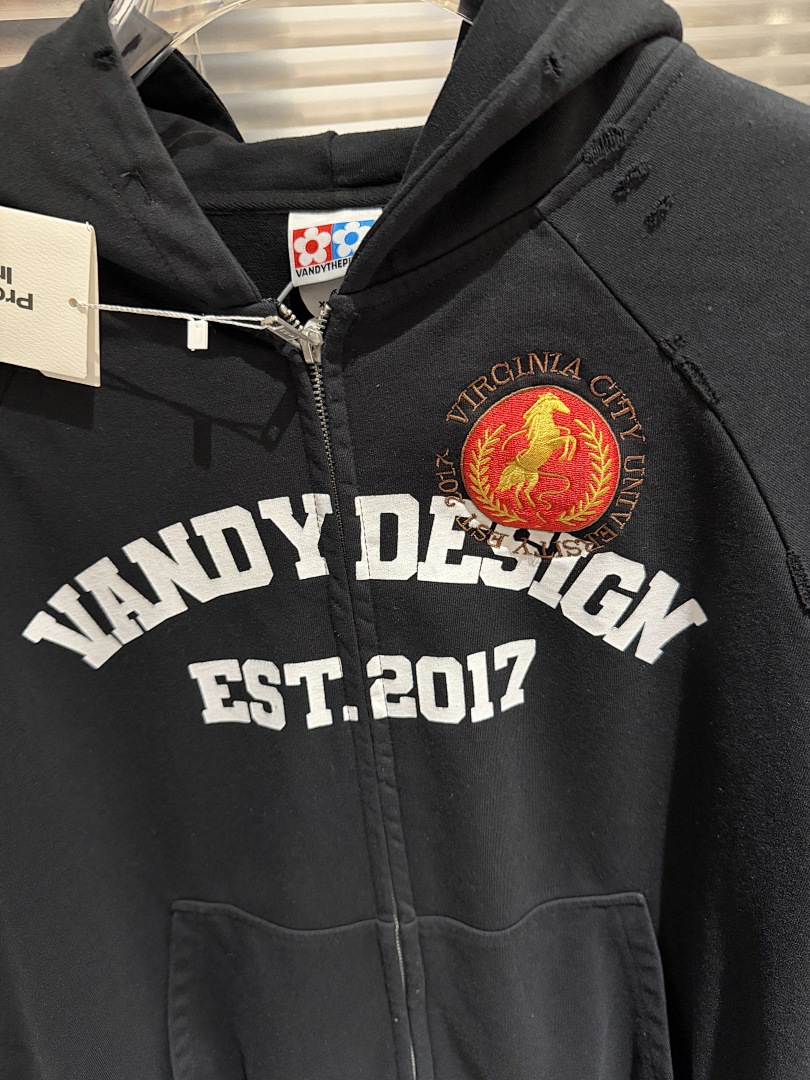 ファッションブランド 25FW コラボ ジップアップパーカー - Streetwear Brand Slogans のレビューと価格